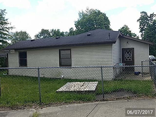 16147 Darden Road Granger, IN 46530 - Photo 6 of 22 Gallery Image 6