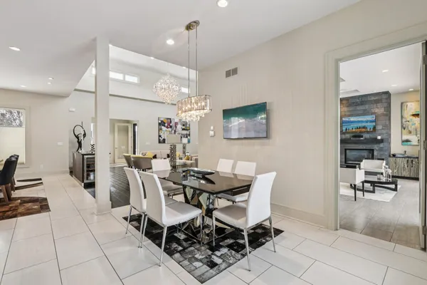 $4,995,000 | 14 White Tail Lane, Oconomowoc Lake, WI 53066