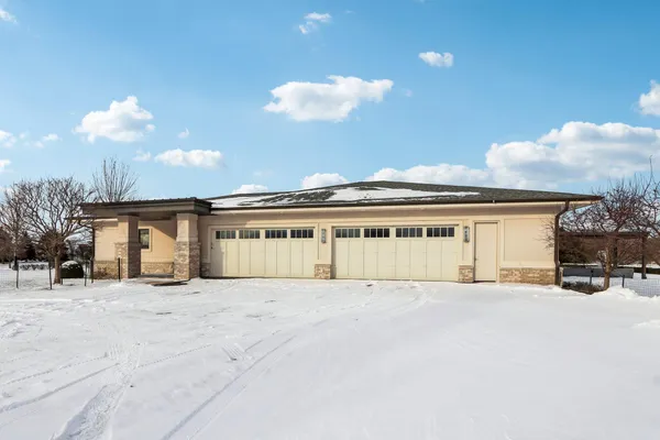 $4,995,000 | 14 White Tail Lane, Oconomowoc Lake, WI 53066