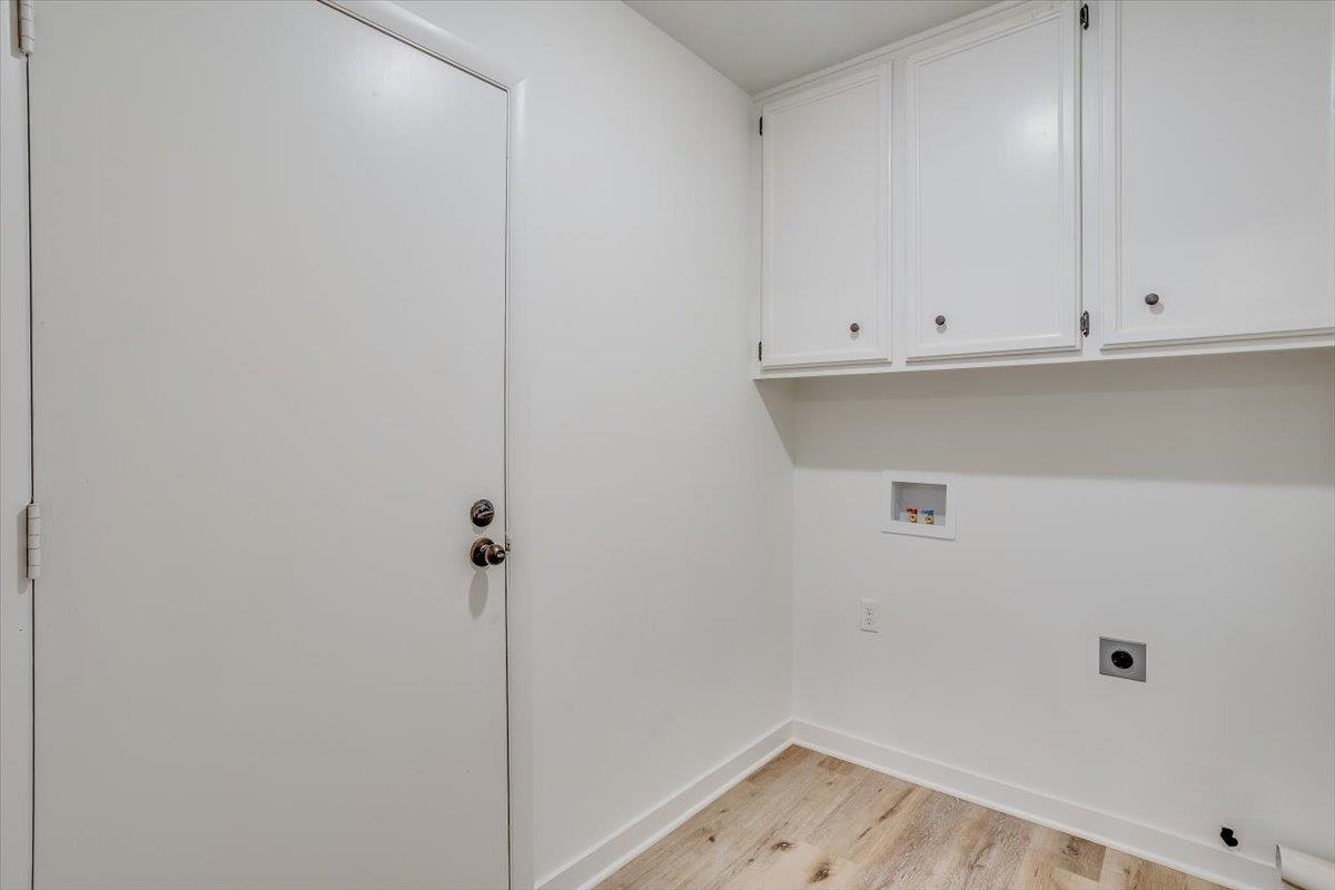 8204 East Boston Street Wichita, KS 67207 - Photo 15 of 31