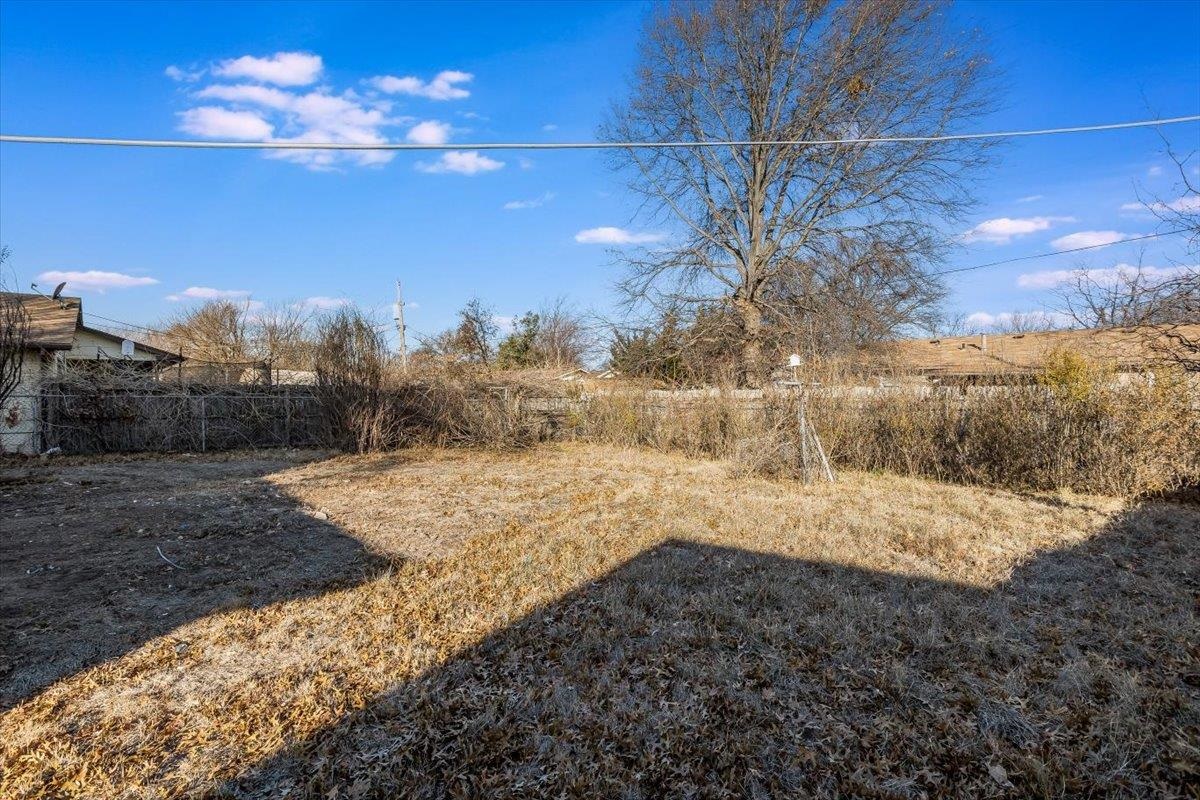 8204 East Boston Street Wichita, KS 67207 - Photo 28 of 31