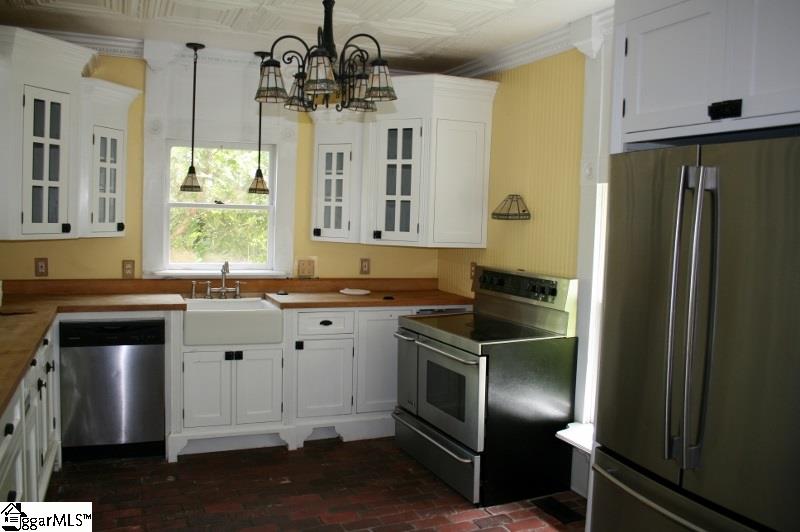 312 North Old Laurens Road Fountain Inn, SC 29644 - Photo 12 of 26