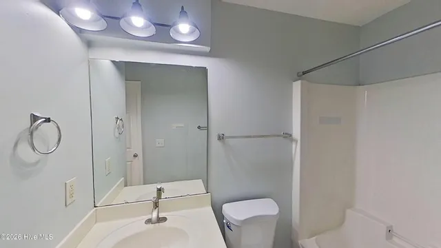 $1,800 | 4620 Crawdad Court, Wilmington, NC 28405