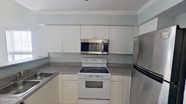 $1,800 | 4620 Crawdad Court, Wilmington, NC 28405