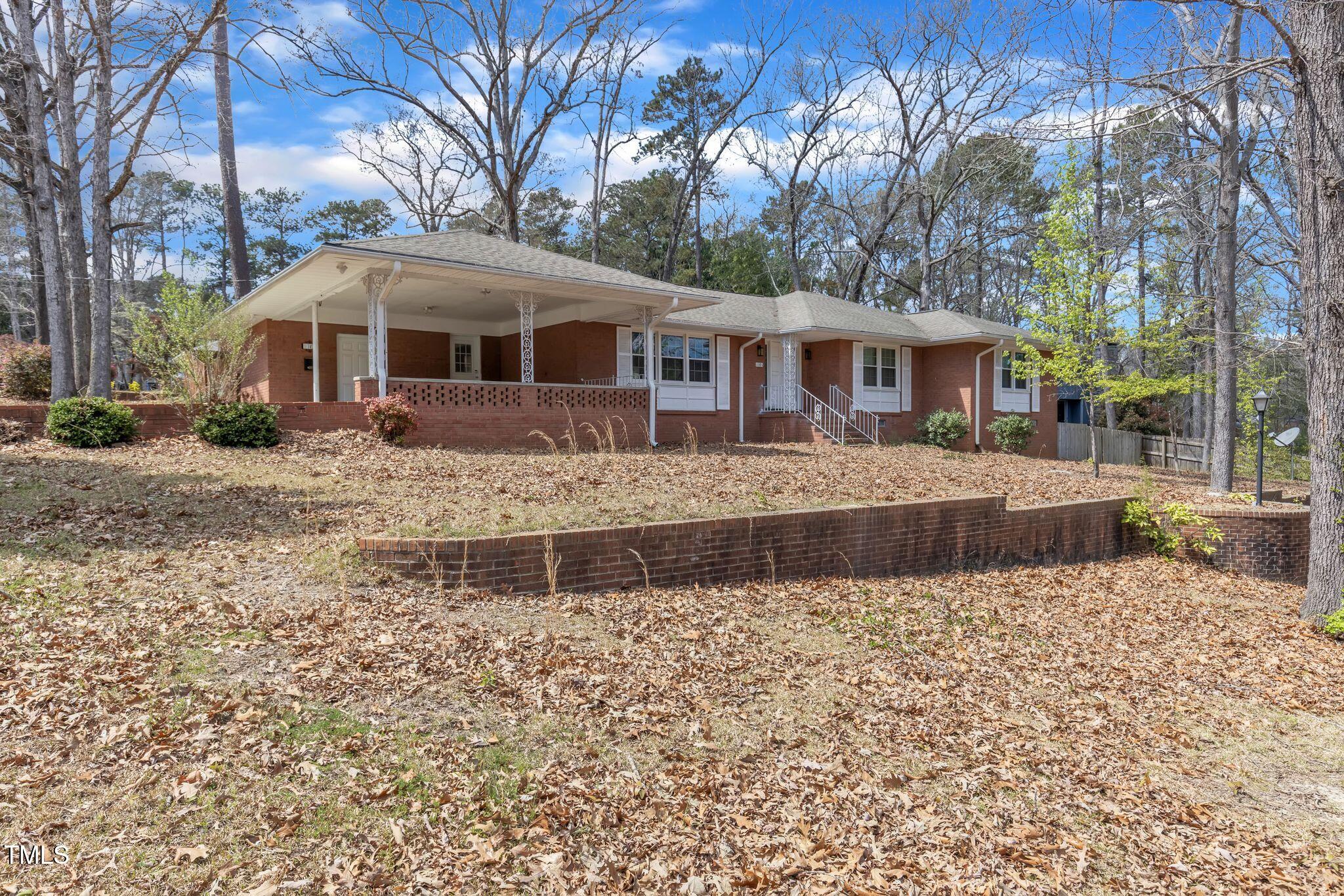 1101 Ivy Road Fayetteville, NC 28303 - Photo 2 of 27 08_1101_Ivy_Rd_Fayetteville_NC_28303_USA