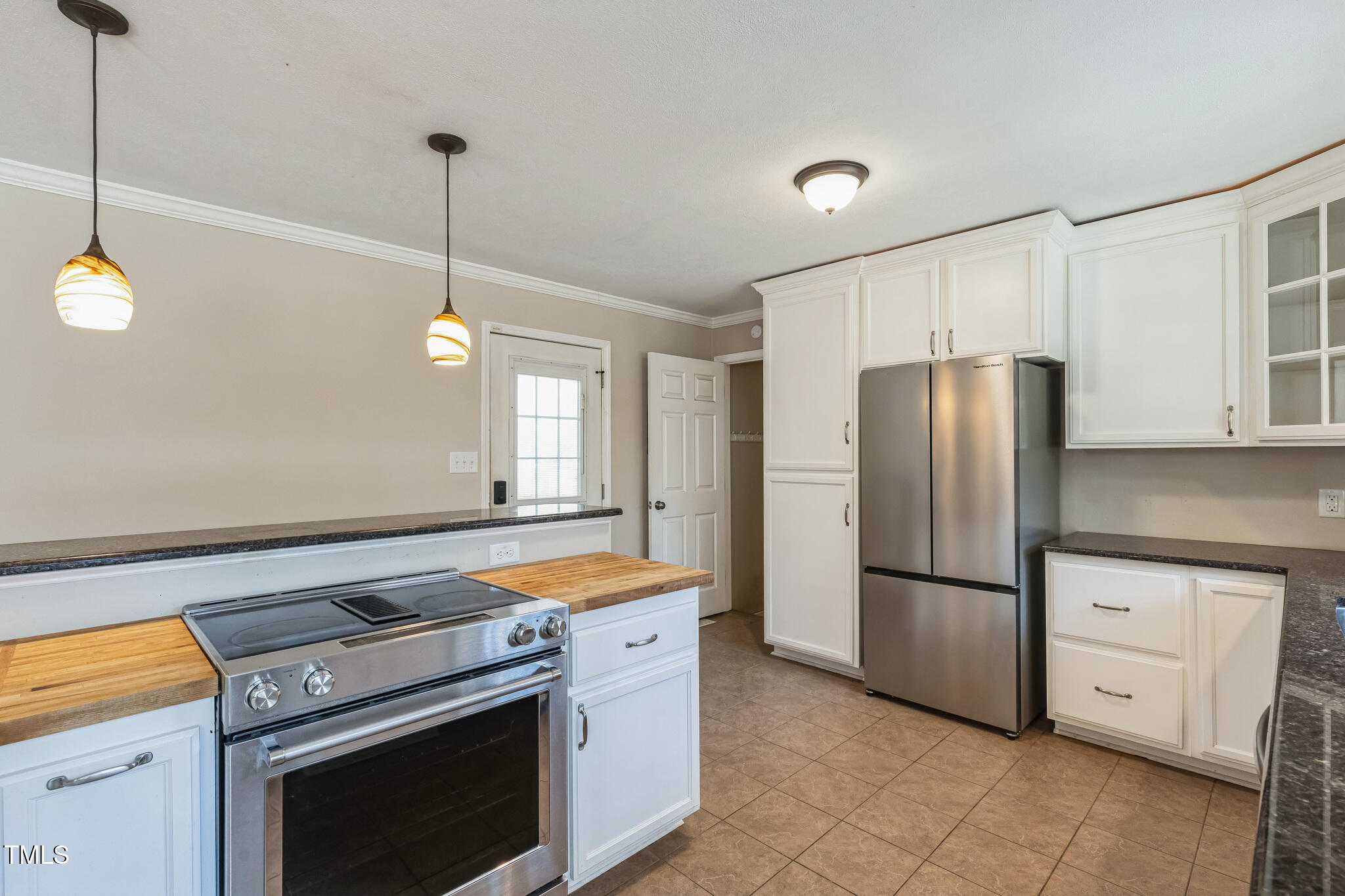 1101 Ivy Road Fayetteville, NC 28303 - Photo 10 of 27 19_1101_Ivy_Rd_Fayetteville_NC_28303_USA