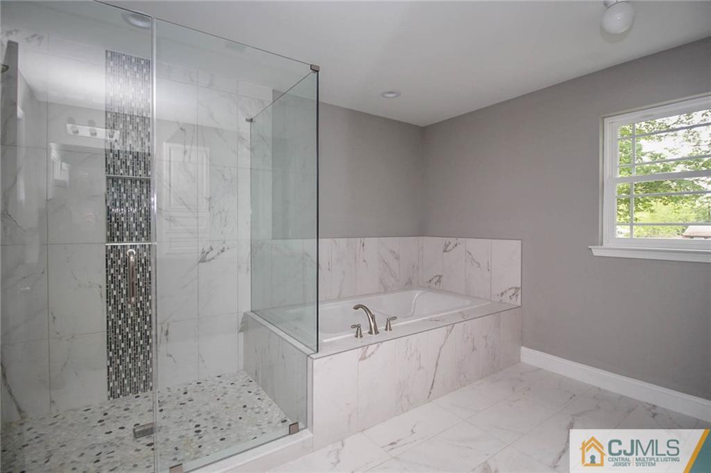 628 New Dover Road Colonia, NJ 07067 - Photo 20 of 25 Gallery Image 20
