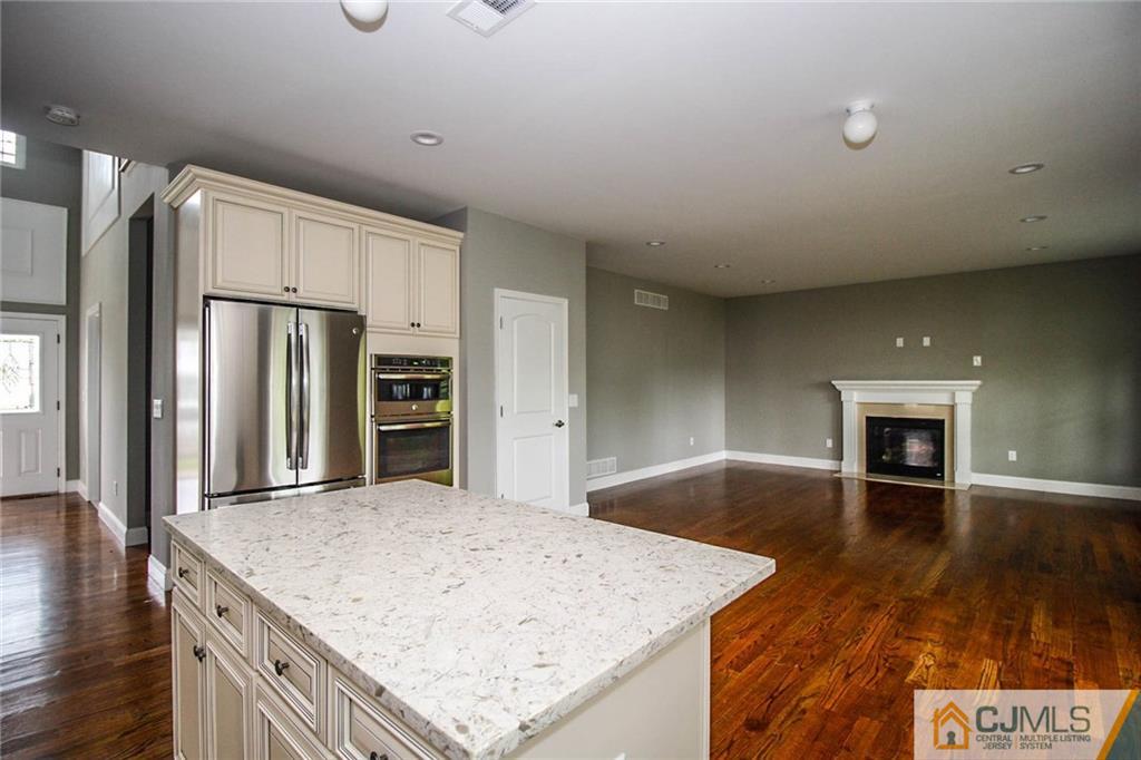 628 New Dover Road Colonia, NJ 07067 - Photo 10 of 25 Gallery Image 10