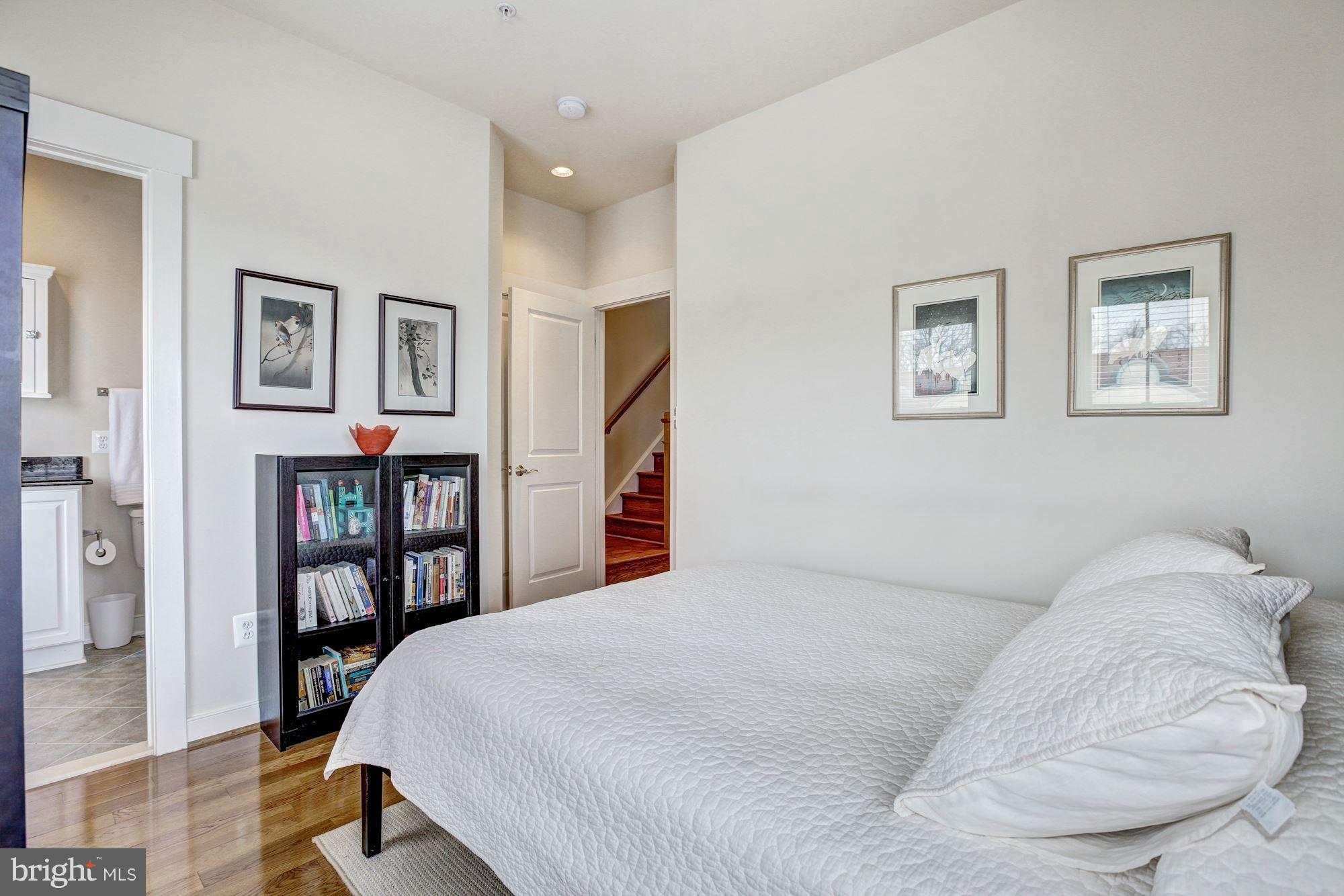 2736 Cassedy Street Silver Spring, MD 20910 - Photo 20 of 30 Bedroom