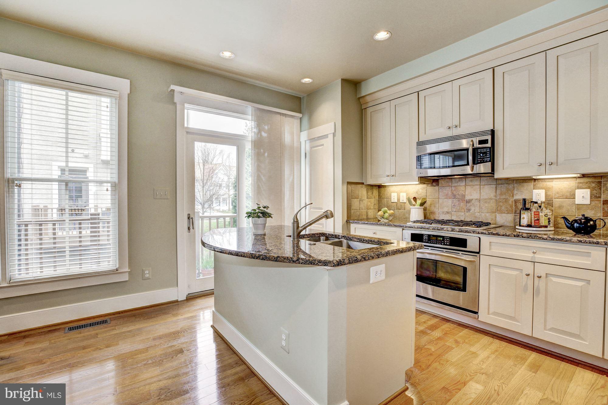 2736 Cassedy Street Silver Spring, MD 20910 - Photo 9 of 30 Kitchen