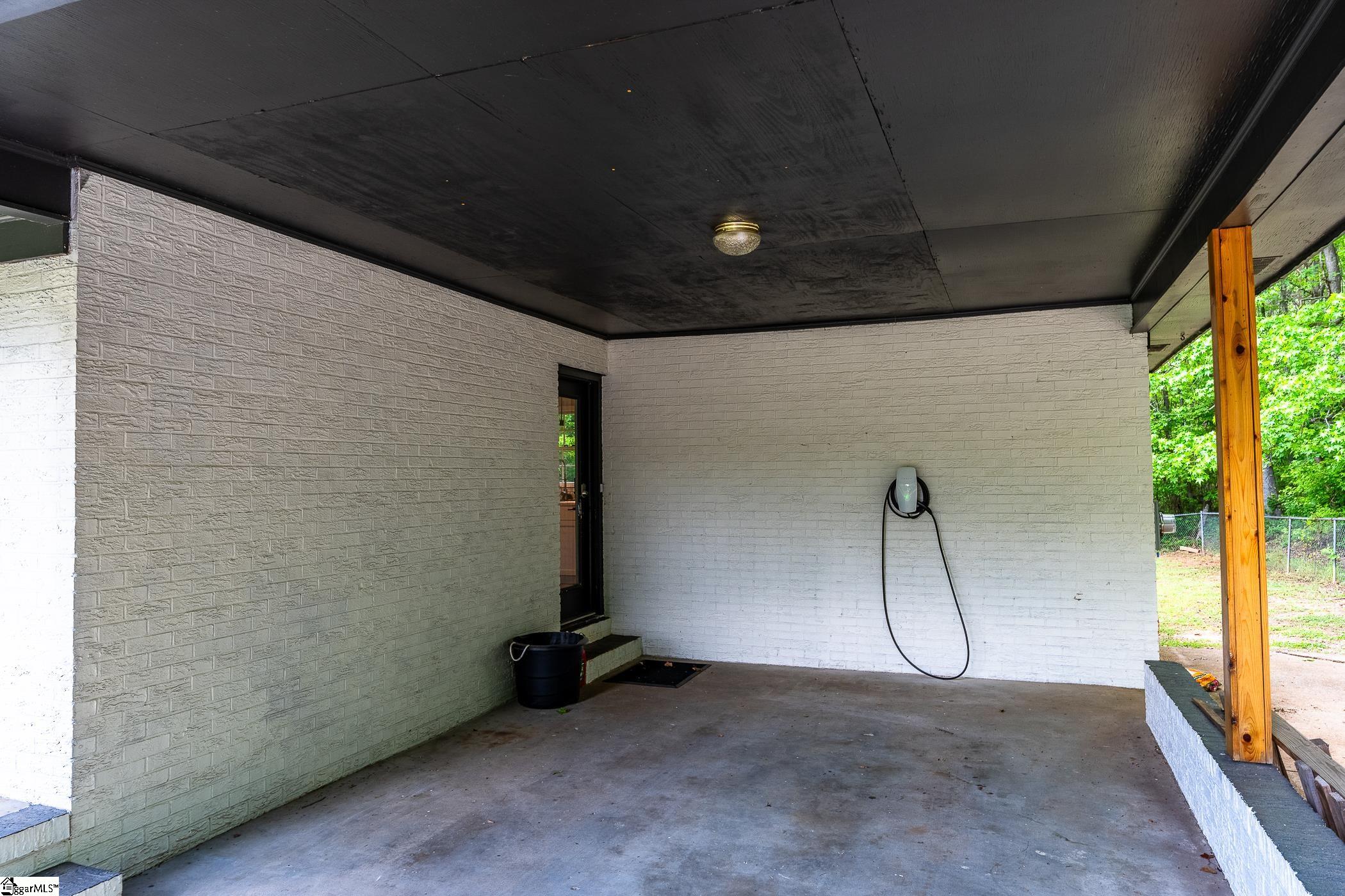 3531 Highway 414 Landrum, SC 29356 - Photo 6 of 24
