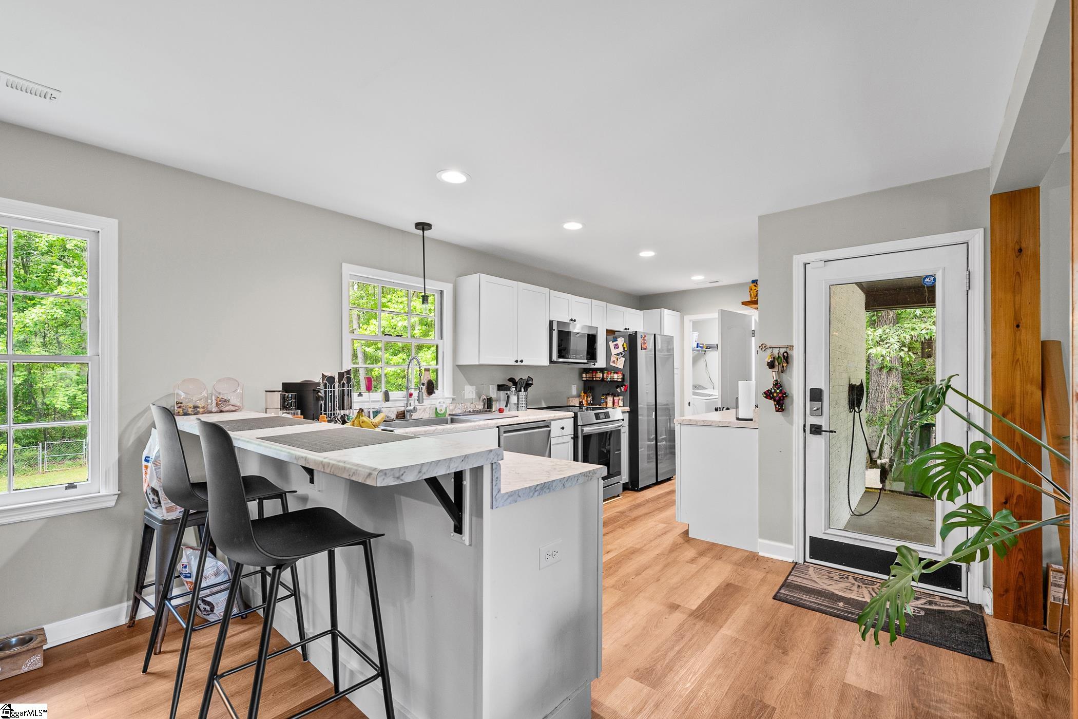 3531 Highway 414 Landrum, SC 29356 - Photo 8 of 24