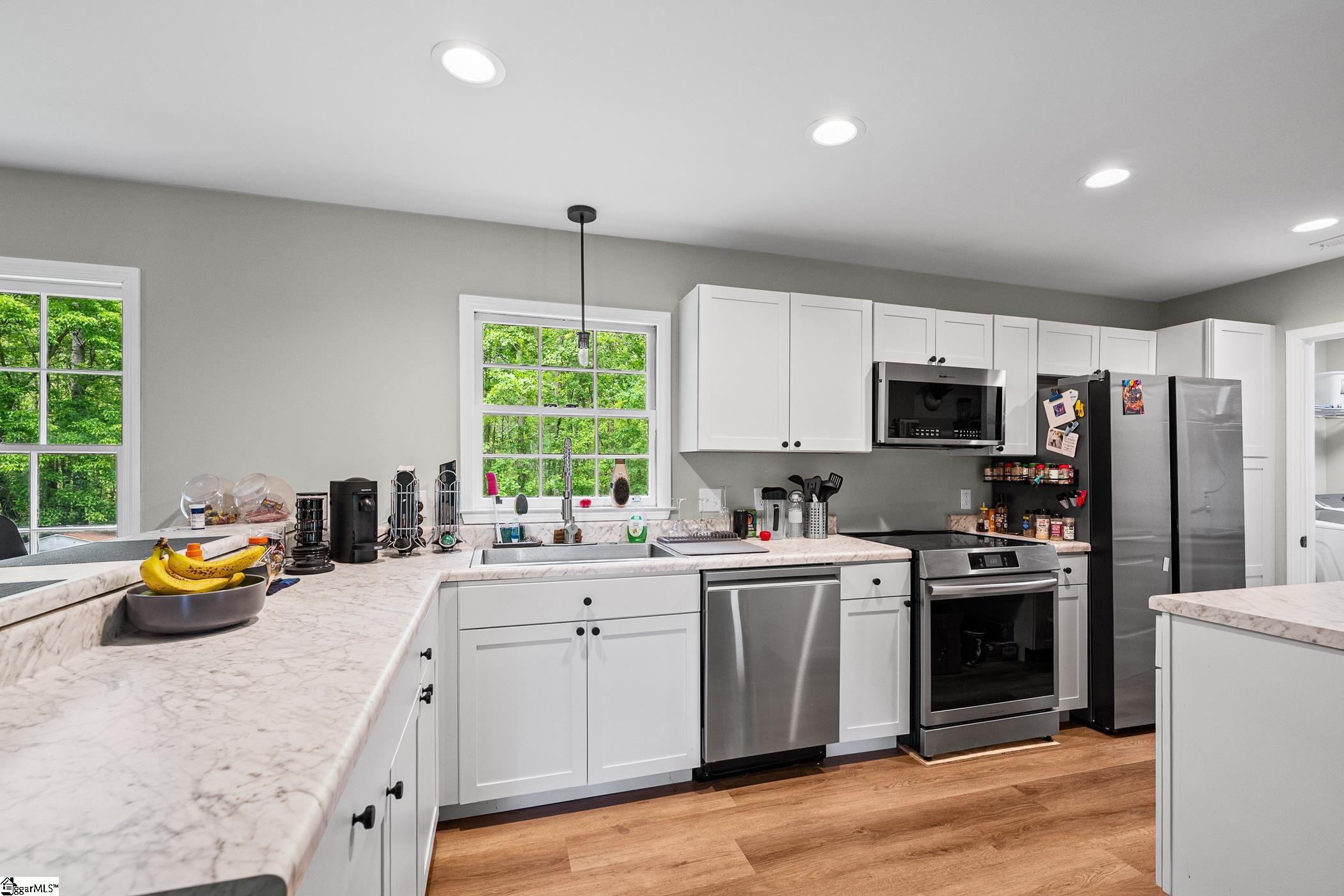 3531 Highway 414 Landrum, SC 29356 - Photo 9 of 24