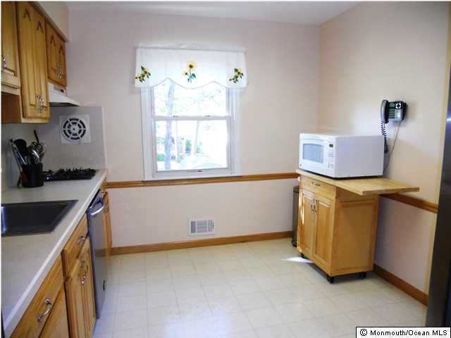 52 Woodland Road Bayville, NJ 08721 - Photo 5 of 25 Additional Photo