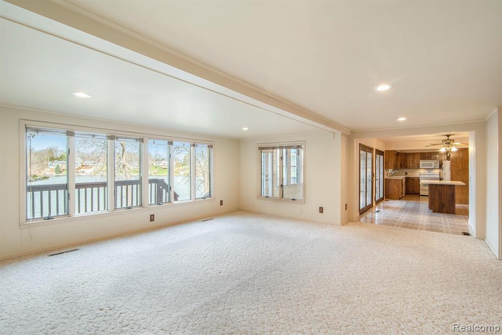 15526 Lobdell Road Linden, MI 48451 - Photo 16 of 42