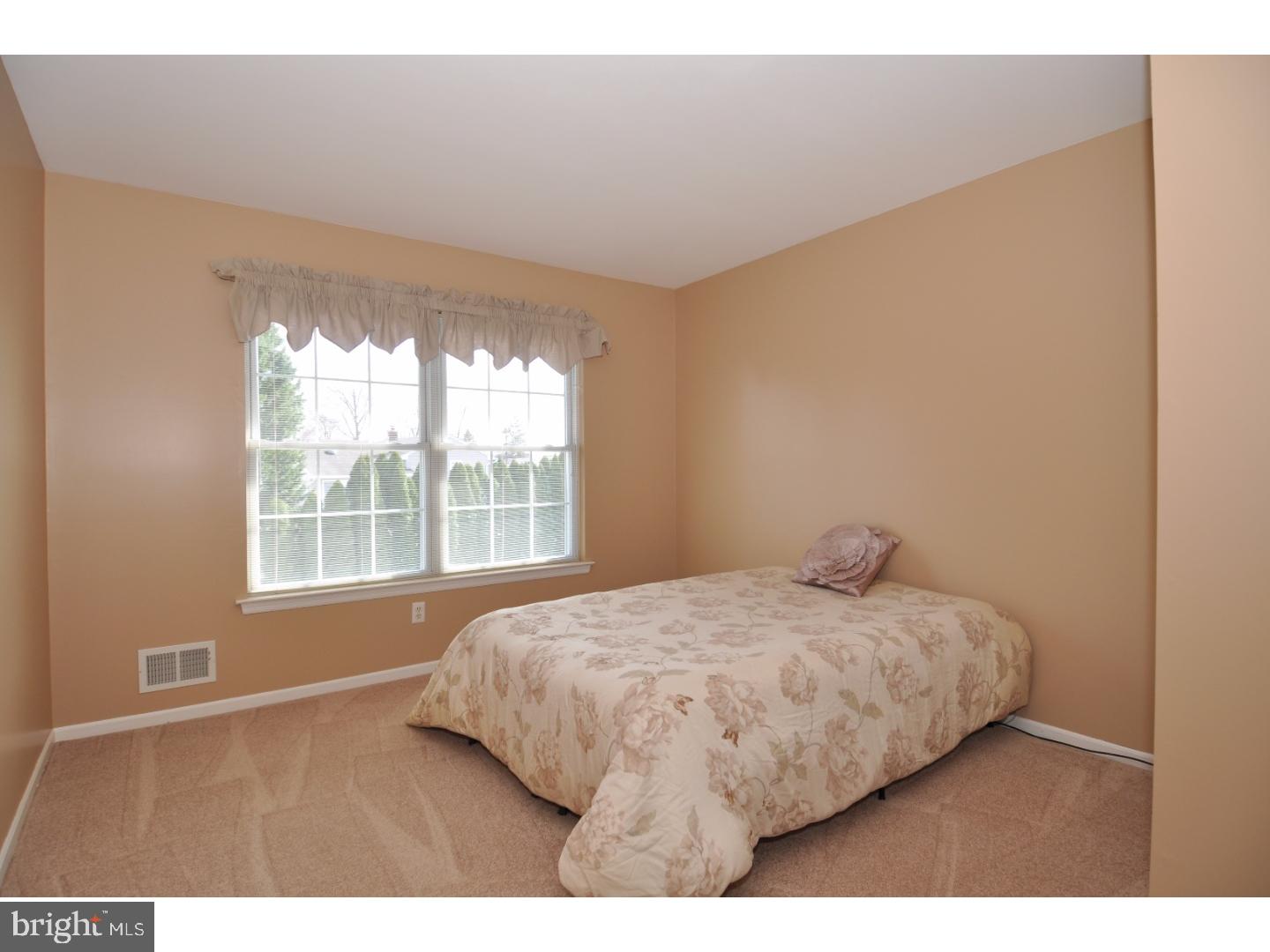 28 Germantown Road Bordentown, NJ 08505 - Photo 16 of 25 Bedroom 3