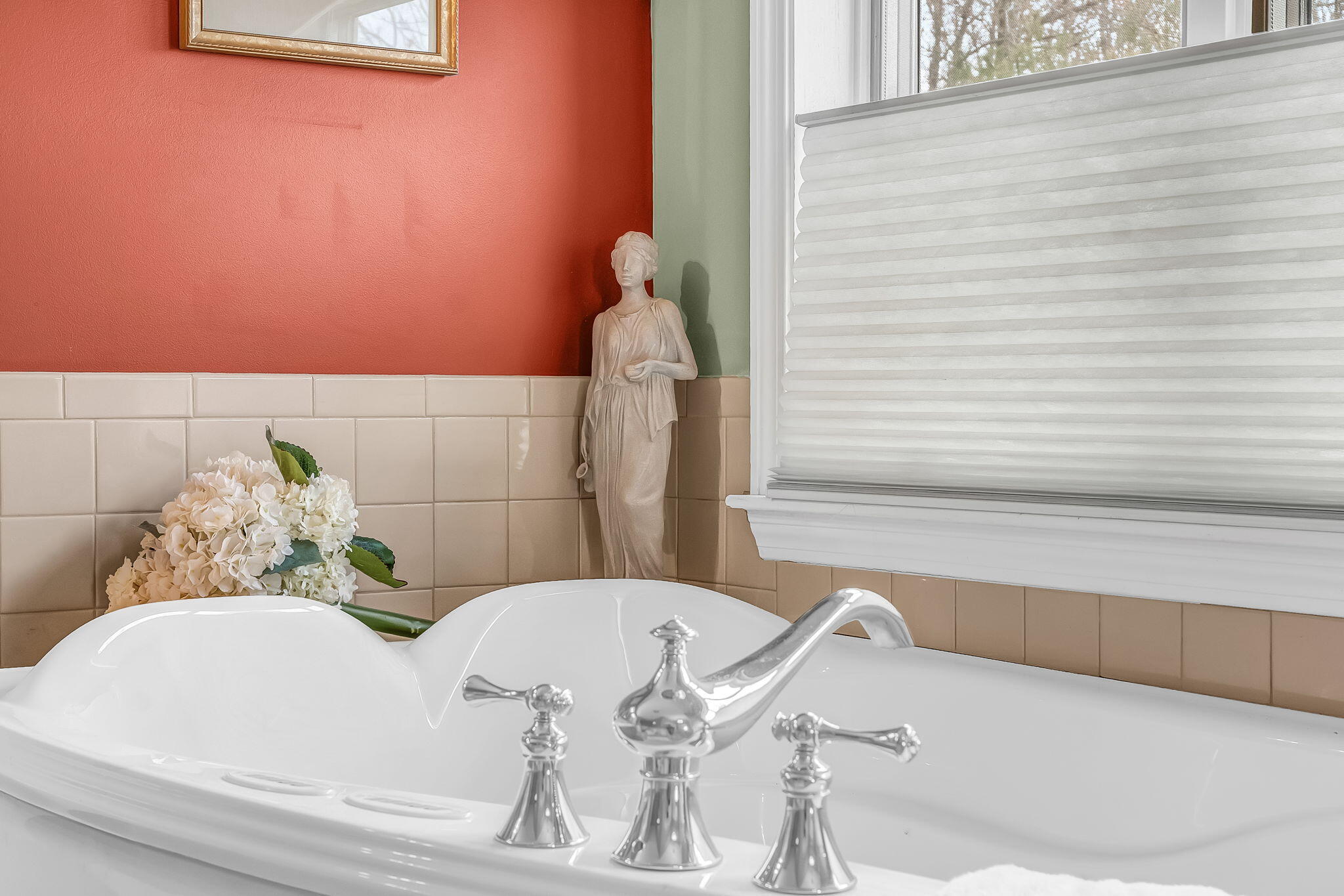 528 West Road Belgrade, ME 04917 - Photo 44 of 99 SOAKING TUB