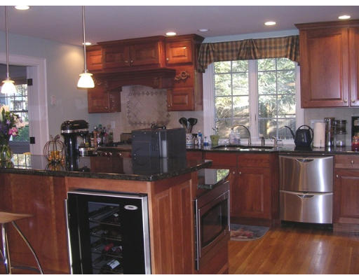 15 Jefferson Road Winchester, MA 01890 - Photo 5 of 12