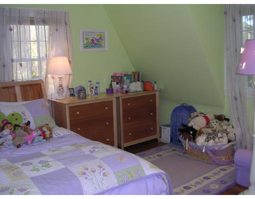 15 Jefferson Road Winchester, MA 01890 - Photo 9 of 12