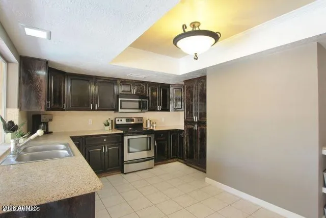 $2,250 | 4606 West Augusta Avenue, Glendale, AZ 85301