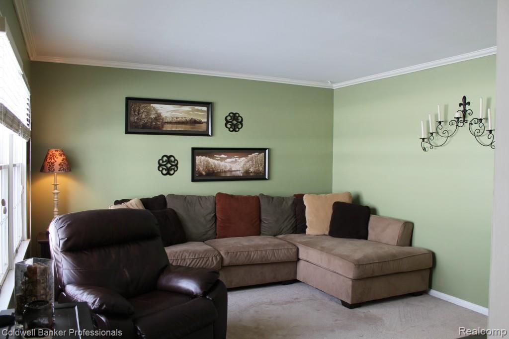 5487 Coldwater Road Flint, MI 48504 - Photo 16 of 34 IMG_2109.jpg
