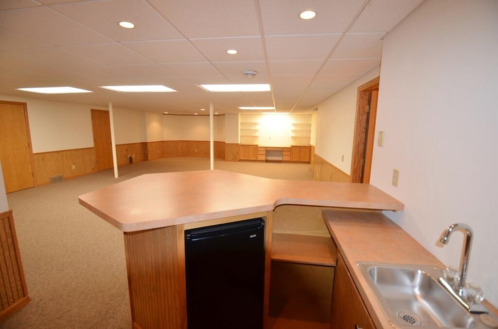 1670 Turtle Mound Lane Whitewater, WI 53190 - Photo 39 of 59 Bar 2