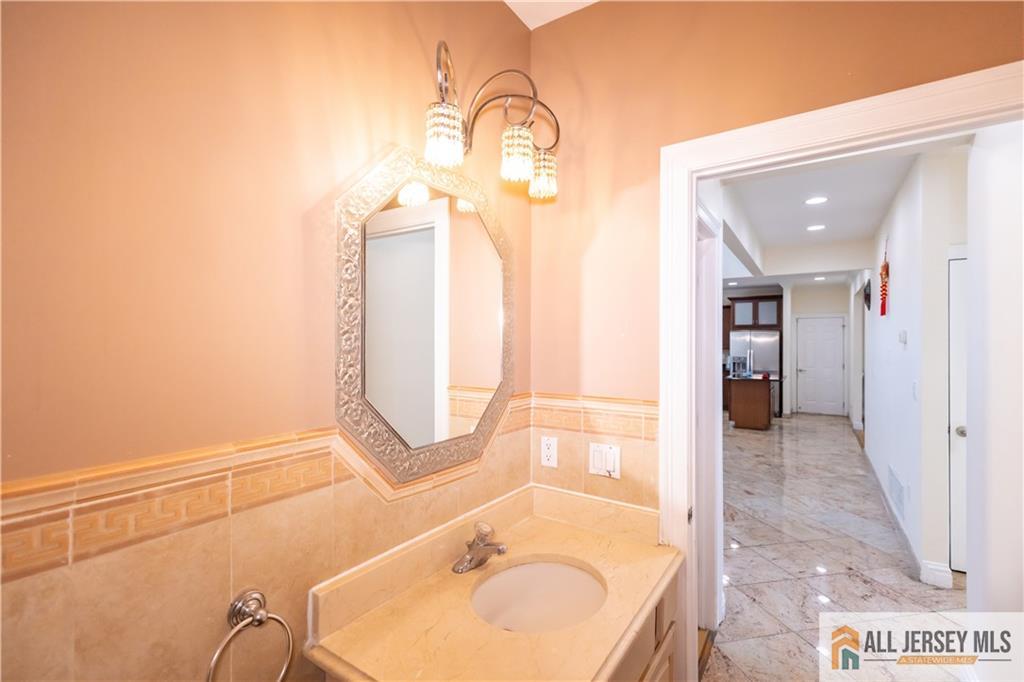 2 Universal Avenue Edison, NJ 08820 - Photo 25 of 57