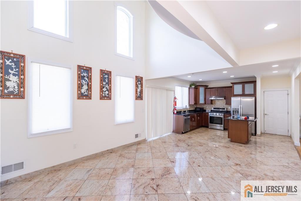 2 Universal Avenue Edison, NJ 08820 - Photo 4 of 57