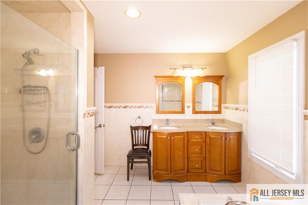 2 Universal Avenue Edison, NJ 08820 - Photo 45 of 57