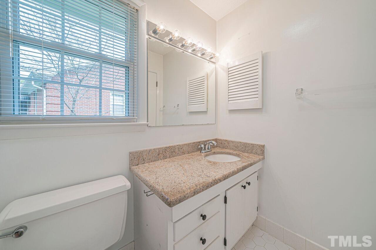 424 Chadwick Drive Raleigh, NC 27609 - Photo 23 of 30 Gallery Image 23