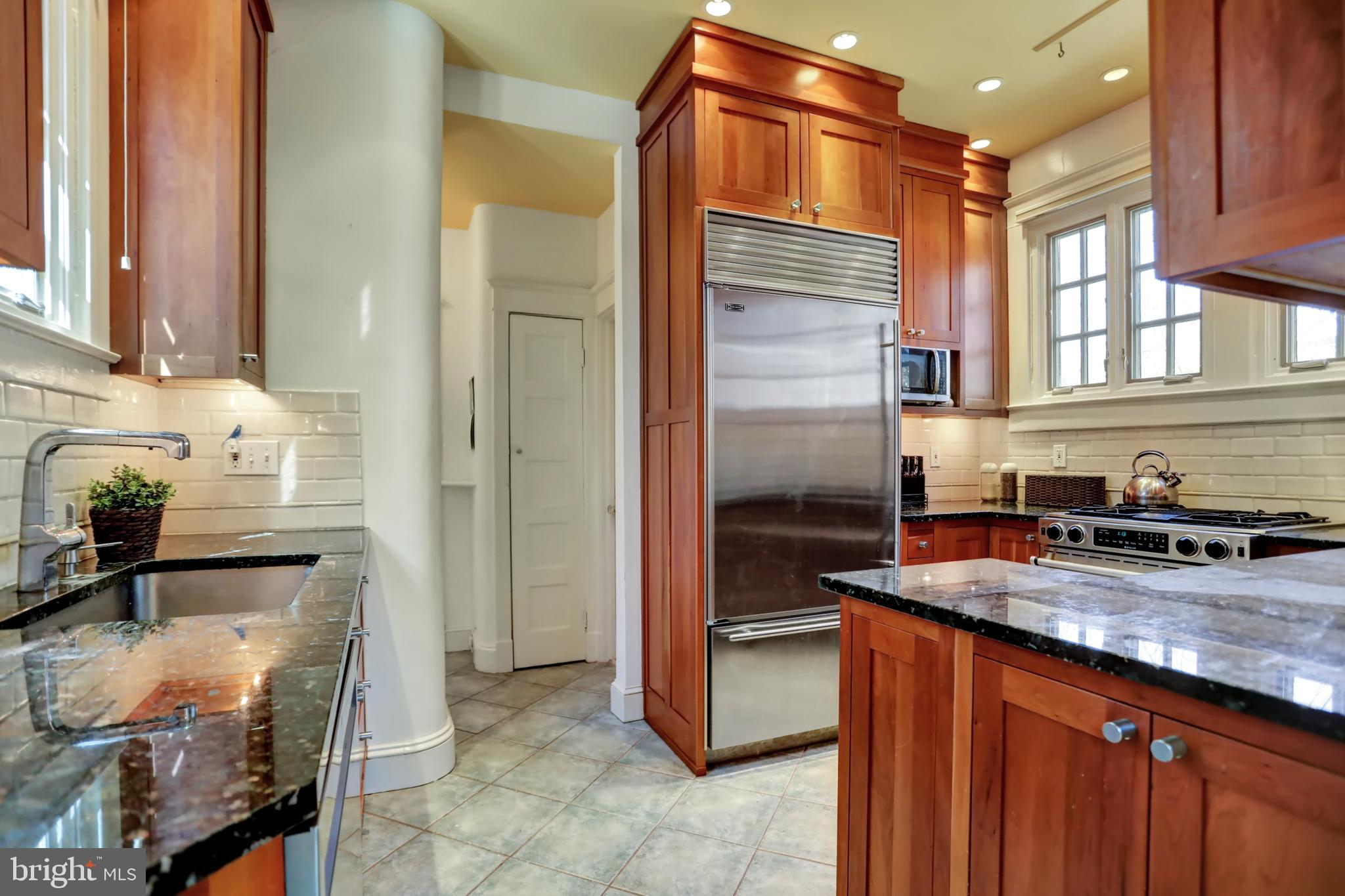 309 Suffolk Road Baltimore, MD 21218 - Photo 14 of 43 Gallery Image 14