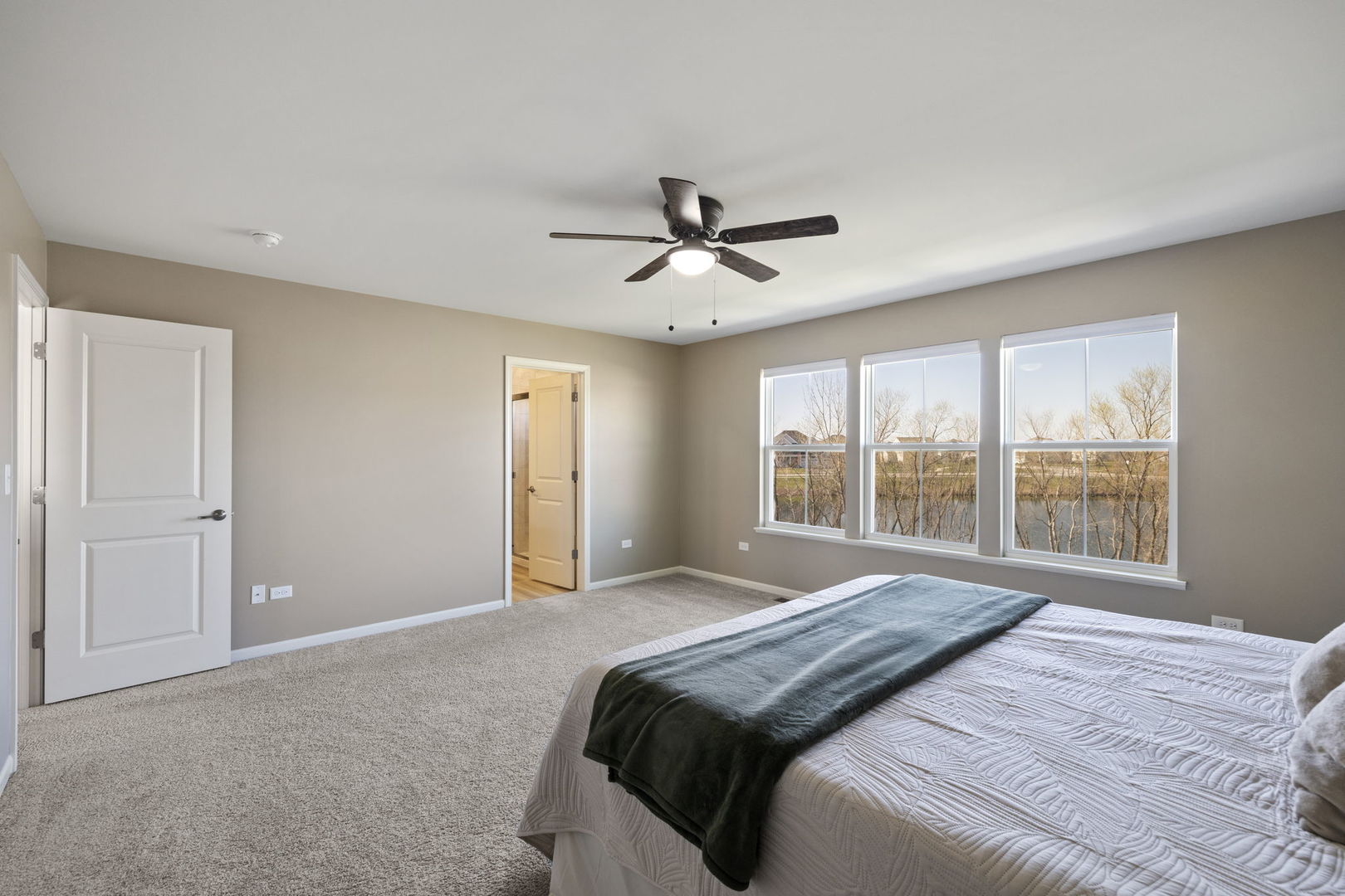 16202 Lake View Road Plainfield, IL 60586 - Photo 16 of 28 Gallery Image 16