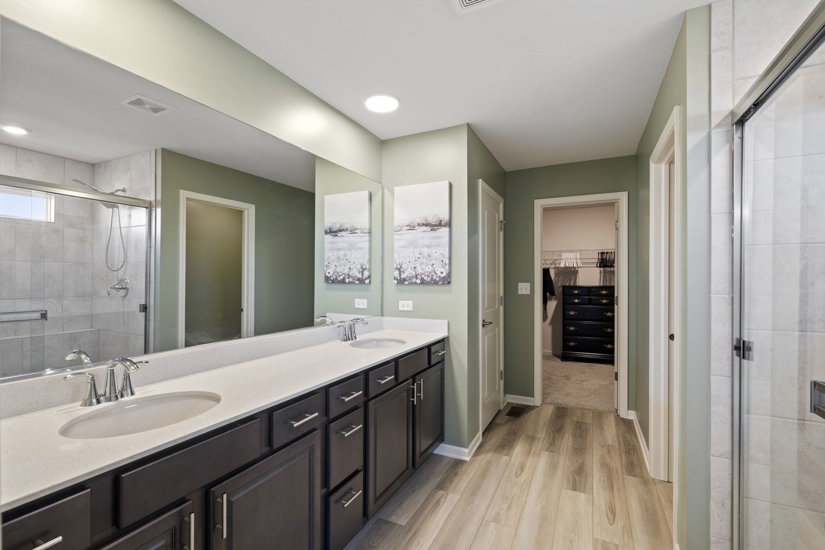 16202 Lake View Road Plainfield, IL 60586 - Photo 17 of 28 Gallery Image 17