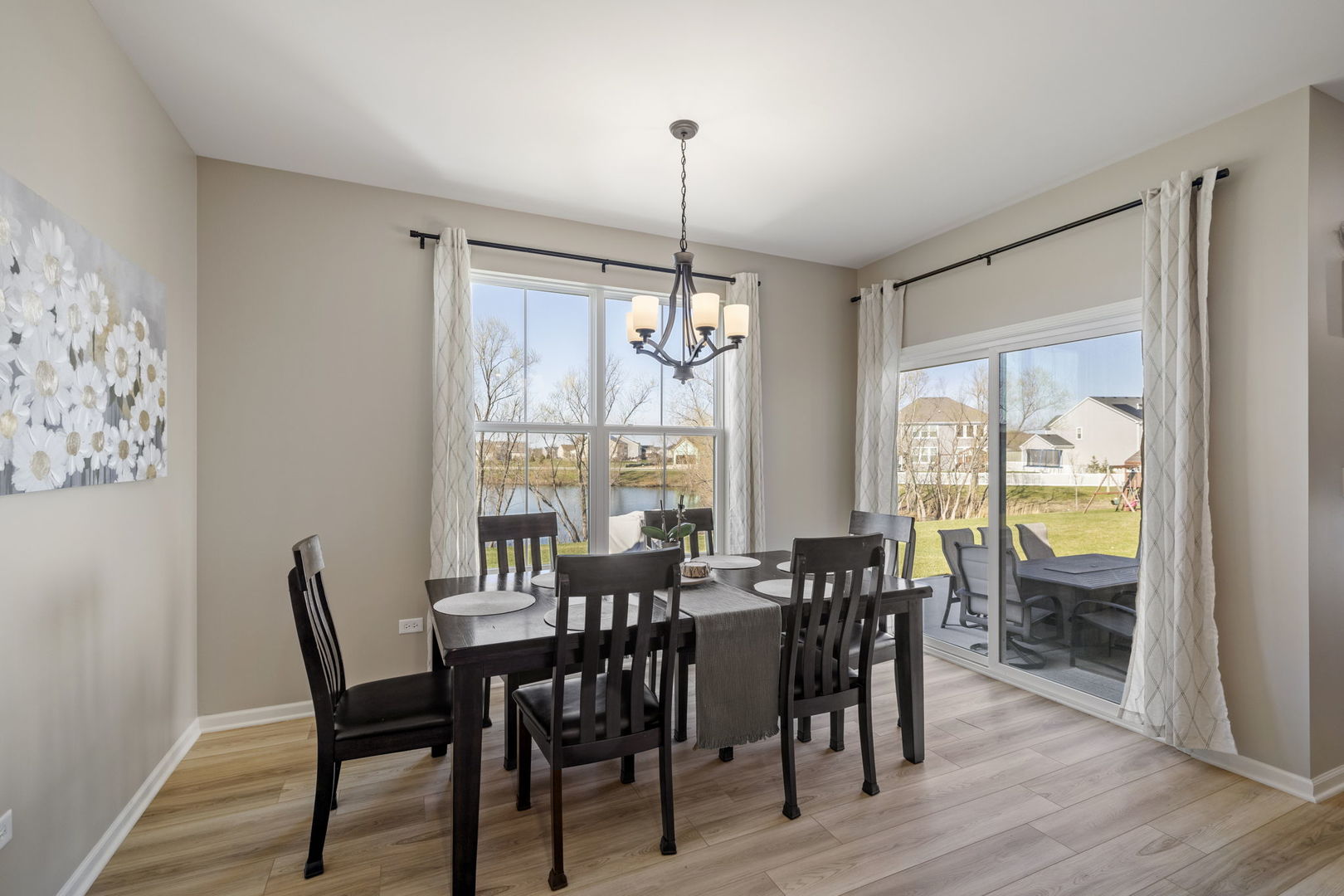16202 Lake View Road Plainfield, IL 60586 - Photo 5 of 28 Gallery Image 5