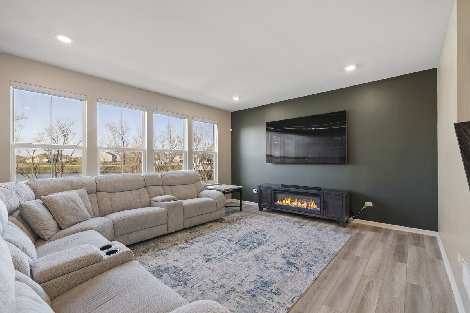 16202 Lake View Road Plainfield, IL 60586 - Photo 7 of 28 Gallery Image 7