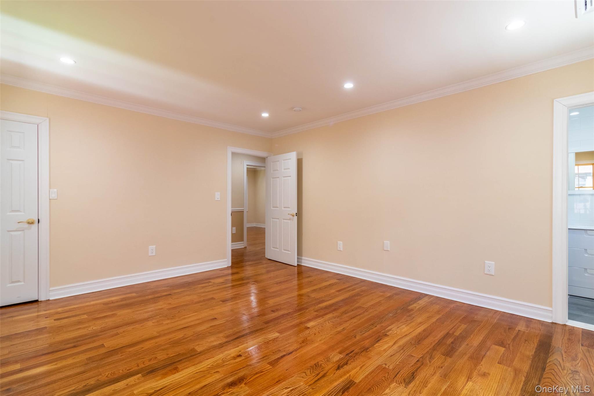 84-31 Beverly Road Queens, NY 11415 - Photo 9 of 22