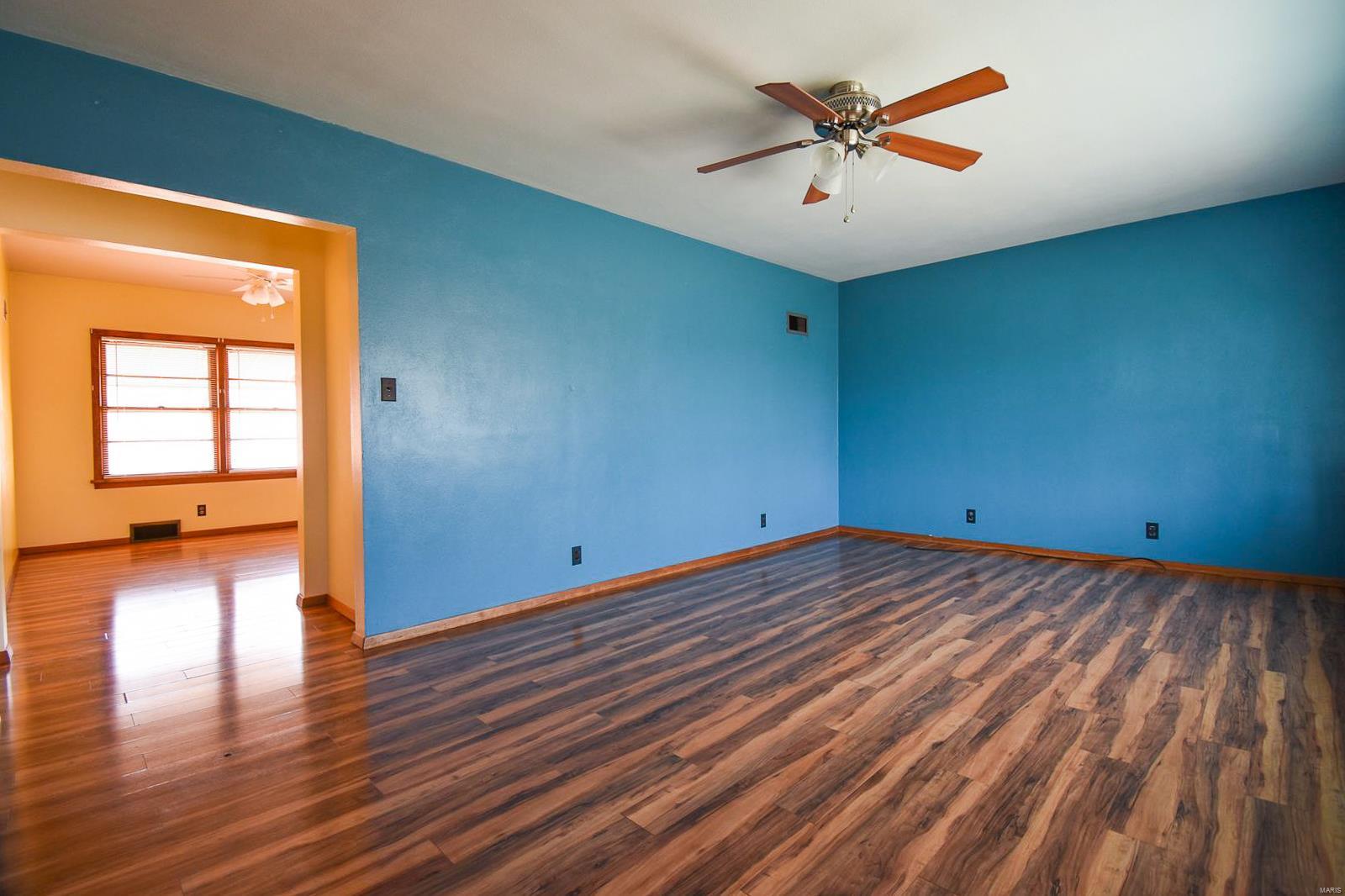 800 Abba Street Gillespie, IL 62033 - Photo 6 of 27 Gallery Image 6