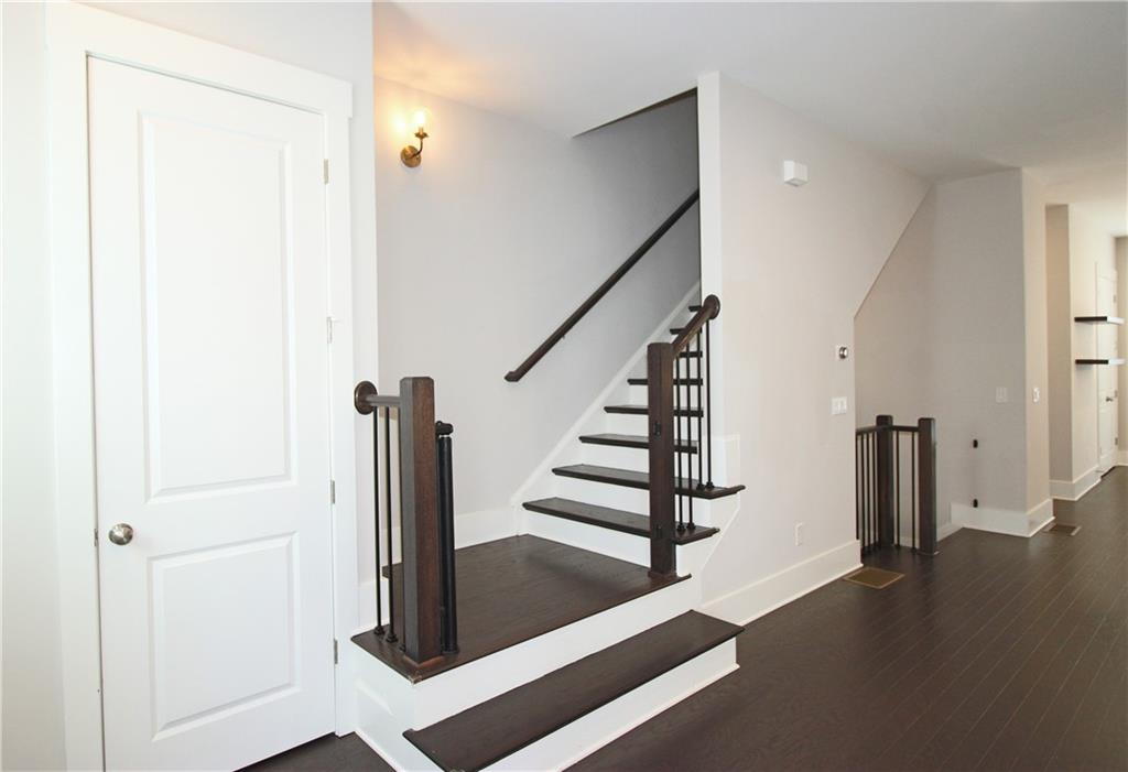 836 Winslow Way Northwest Atlanta, GA 30318 - Photo 16 of 32