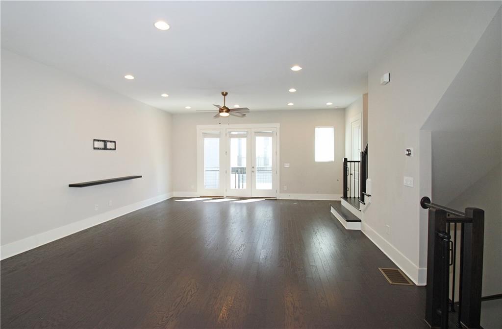 836 Winslow Way Northwest Atlanta, GA 30318 - Photo 5 of 32
