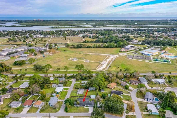 $424,900 | 925 Flagler Avenue, Edgewater, FL 32132