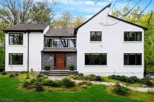 $8,000 | 179 Woodside Avenue, Franklin Lakes, NJ 07417