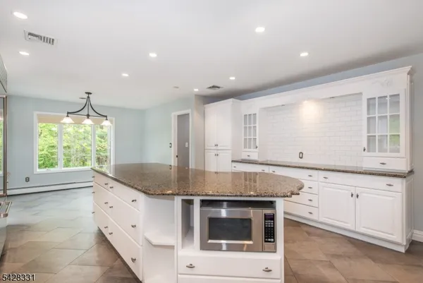 $8,000 | 179 Woodside Avenue, Franklin Lakes, NJ 07417