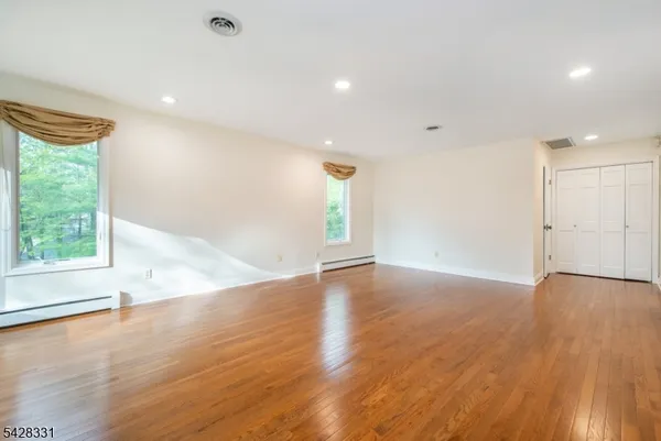$8,000 | 179 Woodside Avenue, Franklin Lakes, NJ 07417
