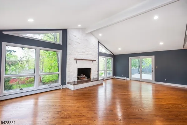$8,000 | 179 Woodside Avenue, Franklin Lakes, NJ 07417