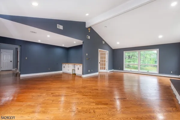 $8,000 | 179 Woodside Avenue, Franklin Lakes, NJ 07417