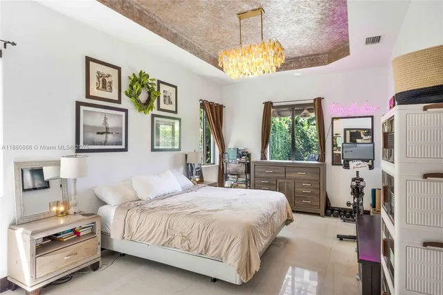 $1,095,000 | 14625 Southwest 17th Street, Miami, FL 33175