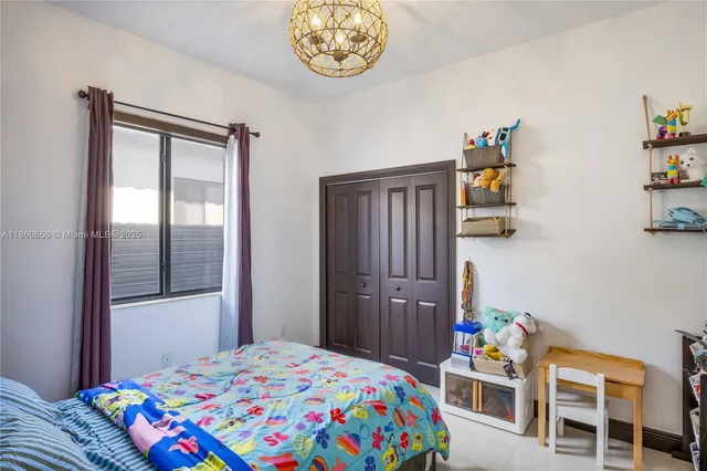 $1,095,000 | 14625 Southwest 17th Street, Miami, FL 33175