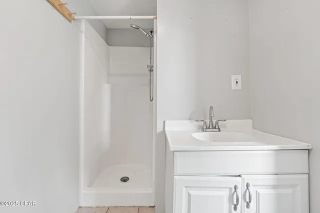 $3,000 | 13636 Highway 77, Southport, FL 32409