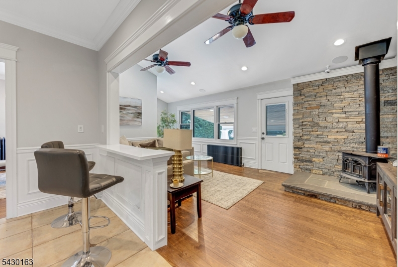 228 Miller Road Mahwah, NJ 07430 - Photo 12 of 26