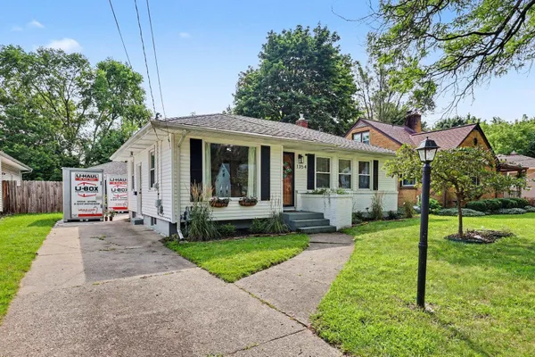 $339,900 | 1354 Herrick Avenue Northeast, Grand Rapids, MI 49505